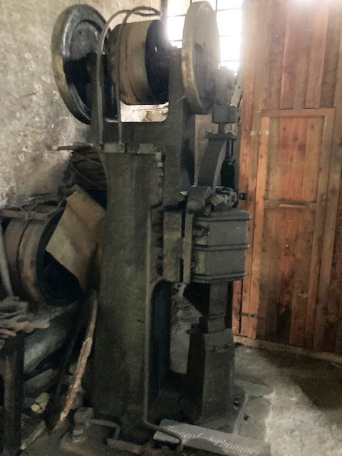 Bogenhammer